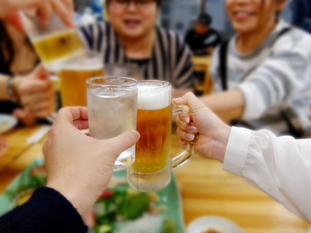 暴飲暴食